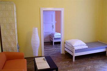 Old Walls Hostel